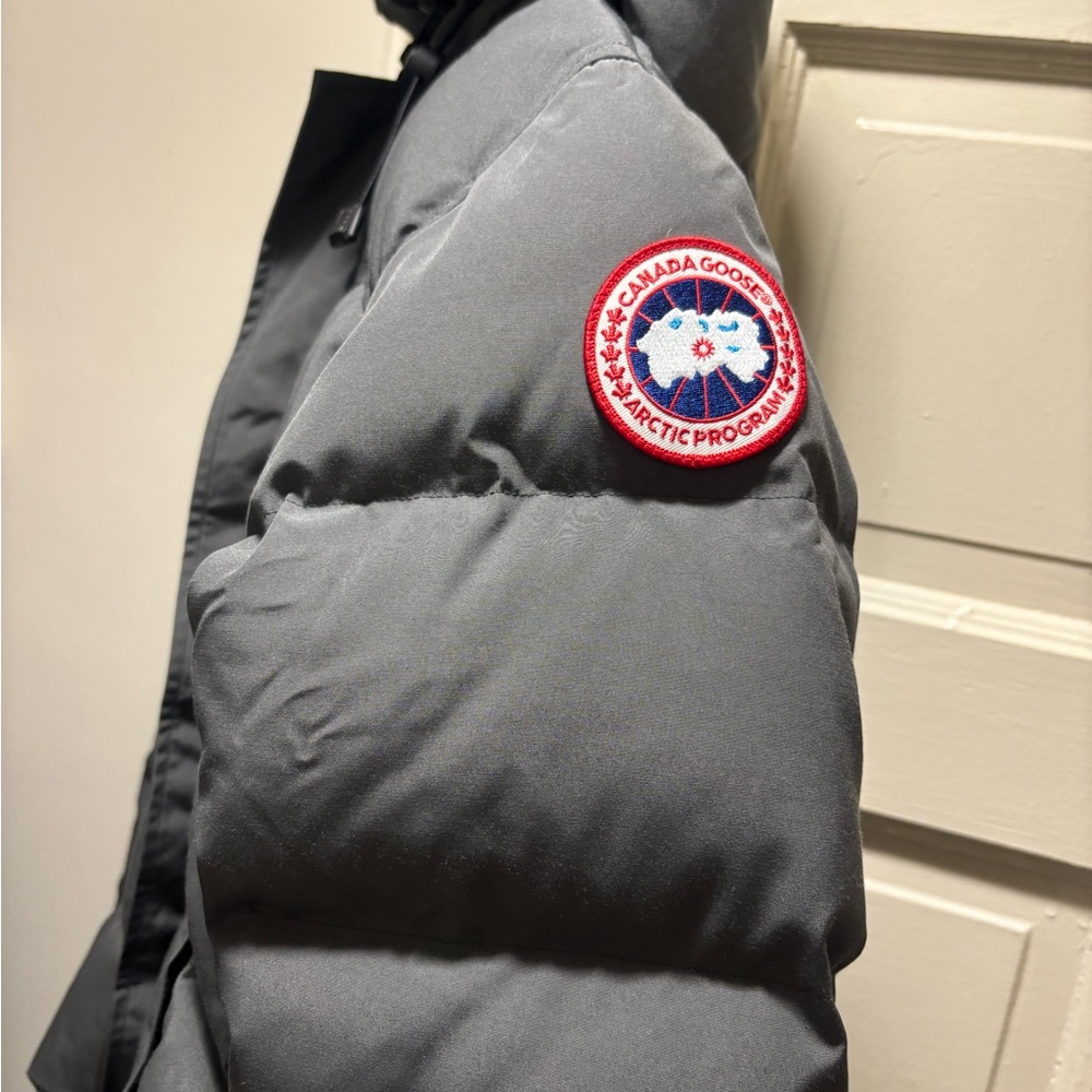 Canada Goose Gray Puffer Jacket